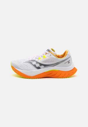 ENDORPHIN SPEED 4 - 公路跑鞋 - 白色/果皮